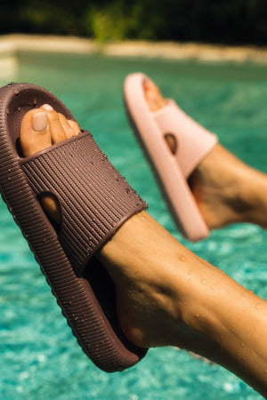 Mauve Slides - Glooms